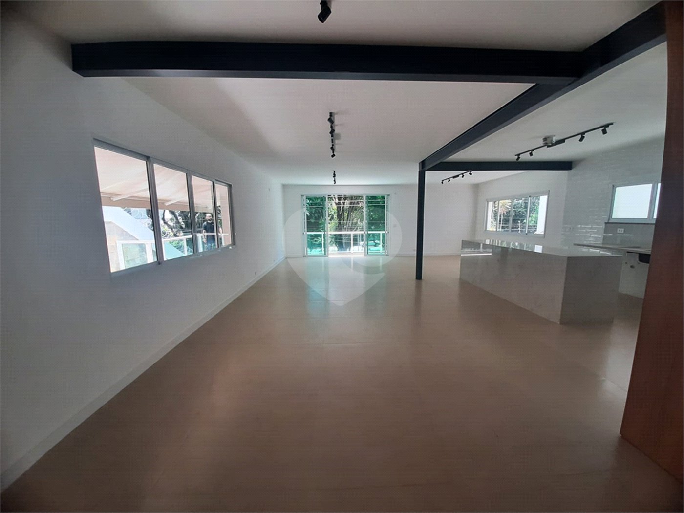 Casa Térrea à venda ou para alugar com 4 suítes em Jardim São Bento, São Paulo, SP