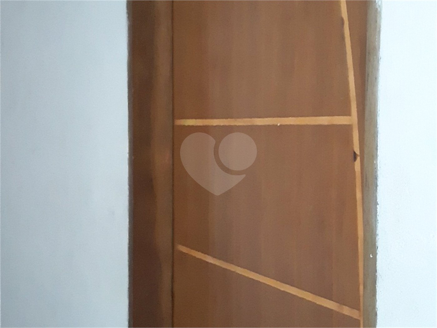 Sobrado à venda com 20 quartos em Jardim Peri, São Paulo, SP