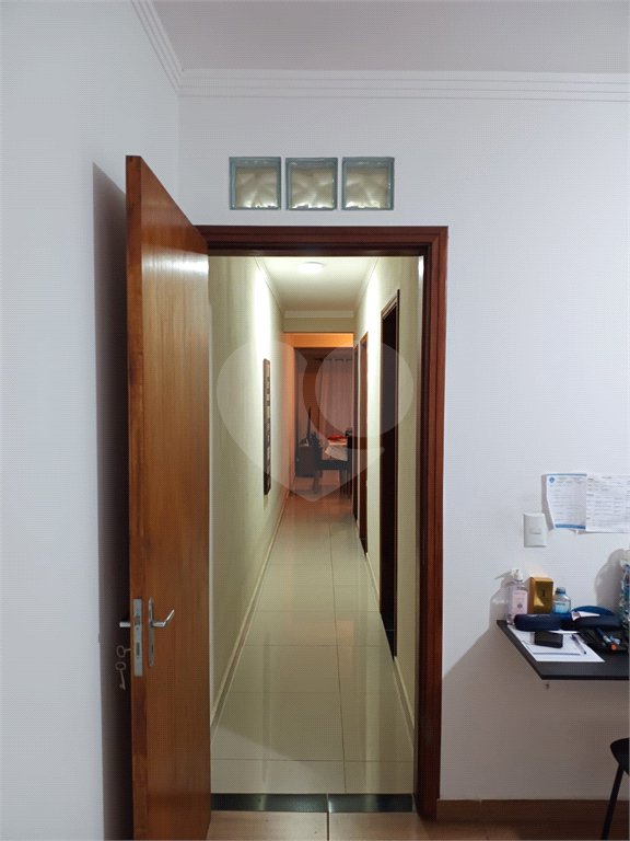 Sobrado à venda com 3 quartos, sendo 2 suítes,  em Jardim Wanel Ville V, Sorocaba, SP