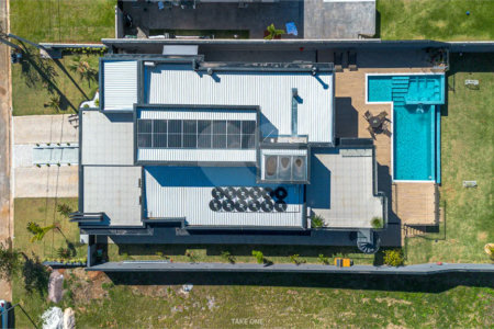 Casa à venda com 4 suítes no condomínio Residencial dos Lagos, Itupeva - SP