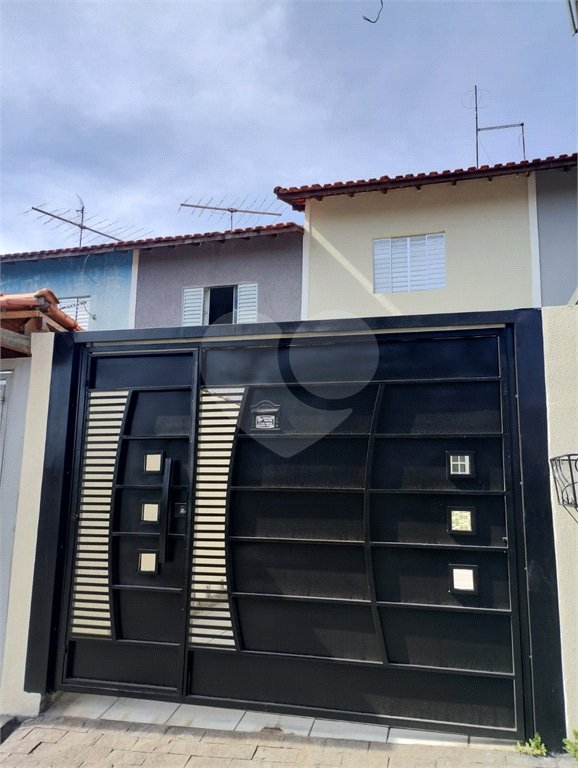 Casa à venda com 2 quartos, sendo 1 suíte, em Vila Caputera, Mogi das Cruzes, SP