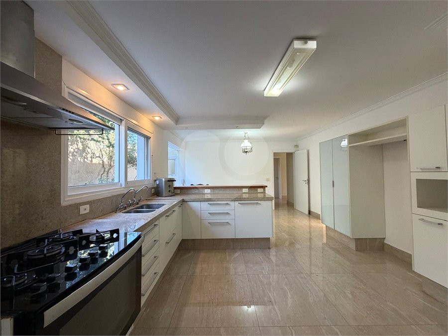 Casa à venda ou para alugar com 4 quartos, sendo 3 suítes, em Alto da Boa Vista, São Paulo, SP
