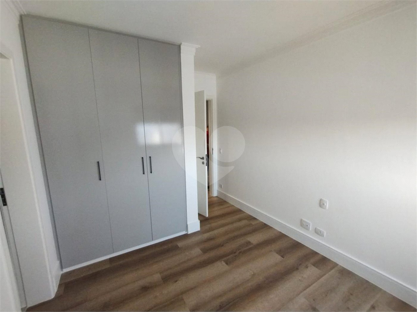 Apartamento à venda com 5 quartos, sendo 2 suítes, em Aclimação, São Paulo, SP