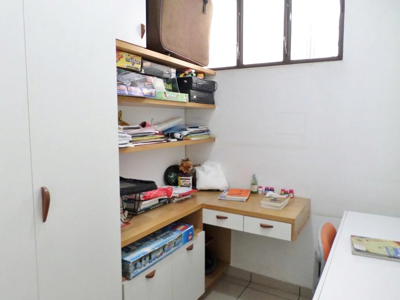 Casa à venda com 4 quartos, sendo 2 suítes, em Jardim Leonor, São Paulo, SP