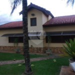 Casa à venda com 4 quartos, sendo 2 suítes,  no condomínio Acmti - Colinas do Mosteiro, Terras de Itaici e Recanto dos Pássaros, Indaiatuba - SP