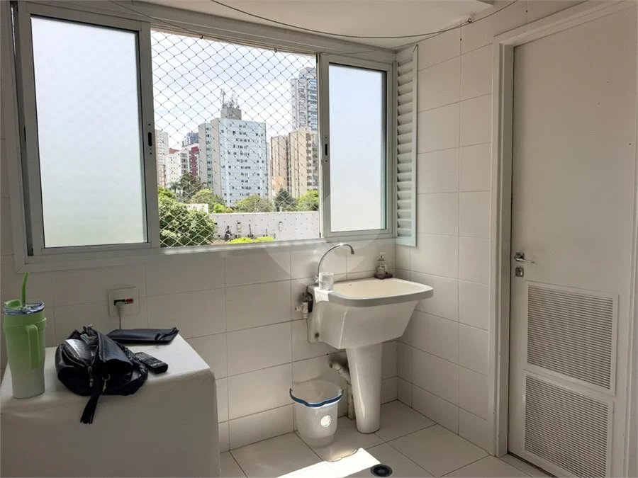 Apartamento à venda com 3 suítes em Vila Mariana, São Paulo, SP