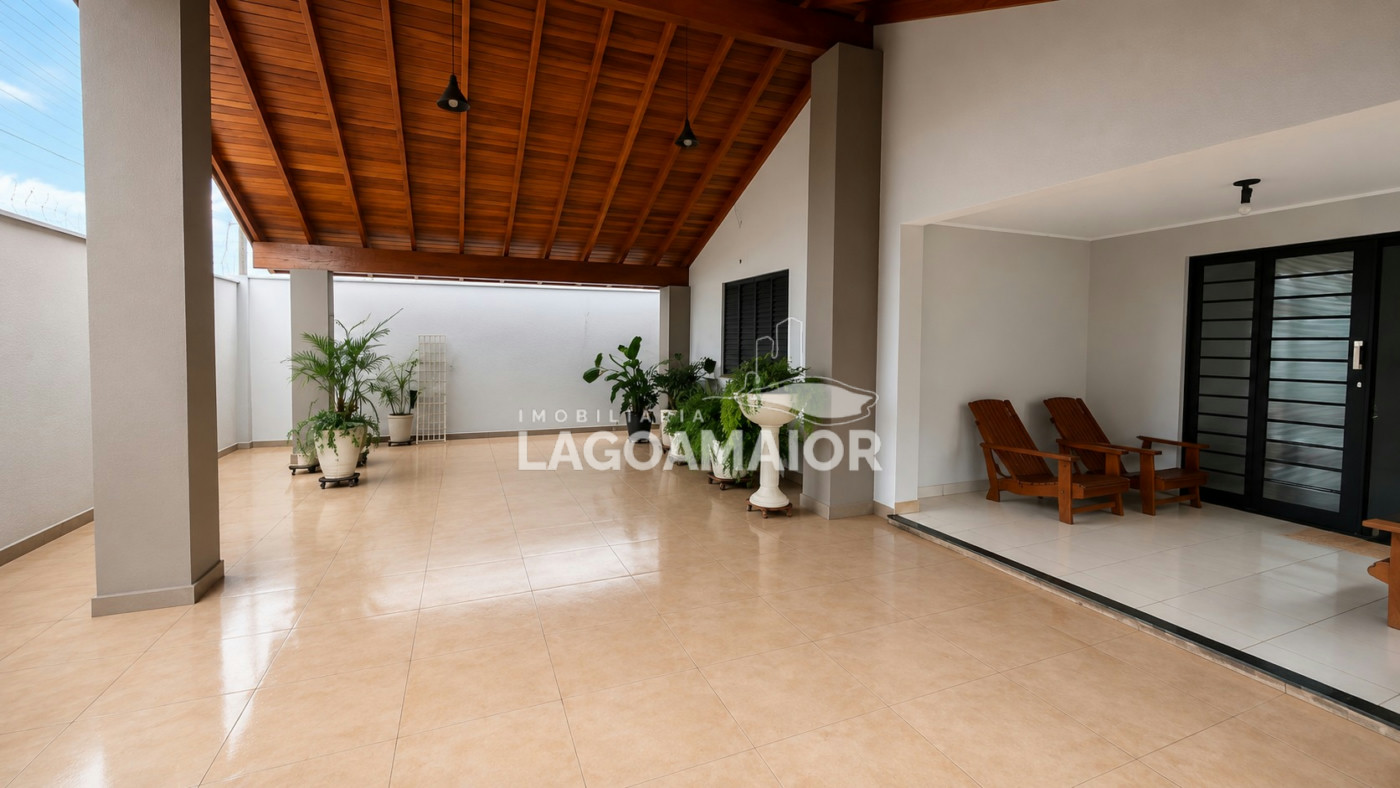 Casa à venda com 3 quartos, sendo 1 suíte,  em Vila Nova, Três Lagoas, MS