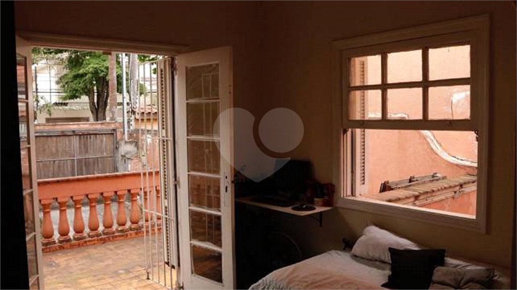 Sobrado à venda com 4 quartos, sendo 1 suíte,  em Brooklin Paulista, São Paulo, SP