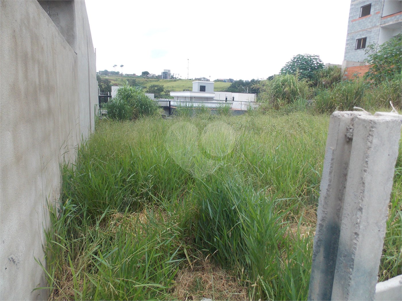 Terreno à venda em Residencial Jardins da Catalunha, Atibaia, SP