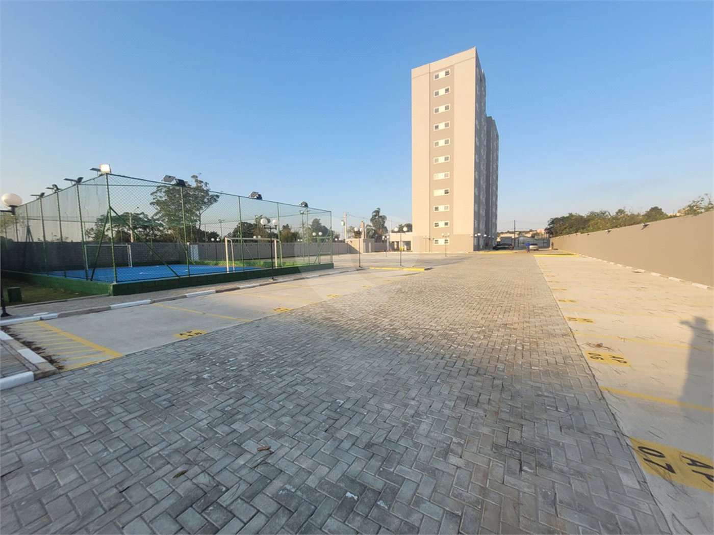 Casa à venda com 2 quartos no condomínio Residencial Caxangá 2, Suzano - SP