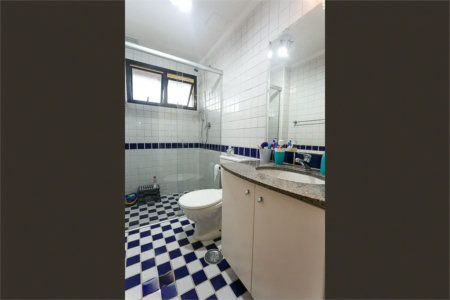 Apartamento à venda com 3 quartos, sendo 1 suíte, em Paraíso do Morumbi, São Paulo, SP