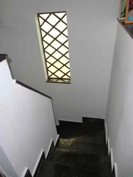 Casa à venda com 3 quartos, sendo 1 suíte, em Jardim Londrina, São Paulo, SP