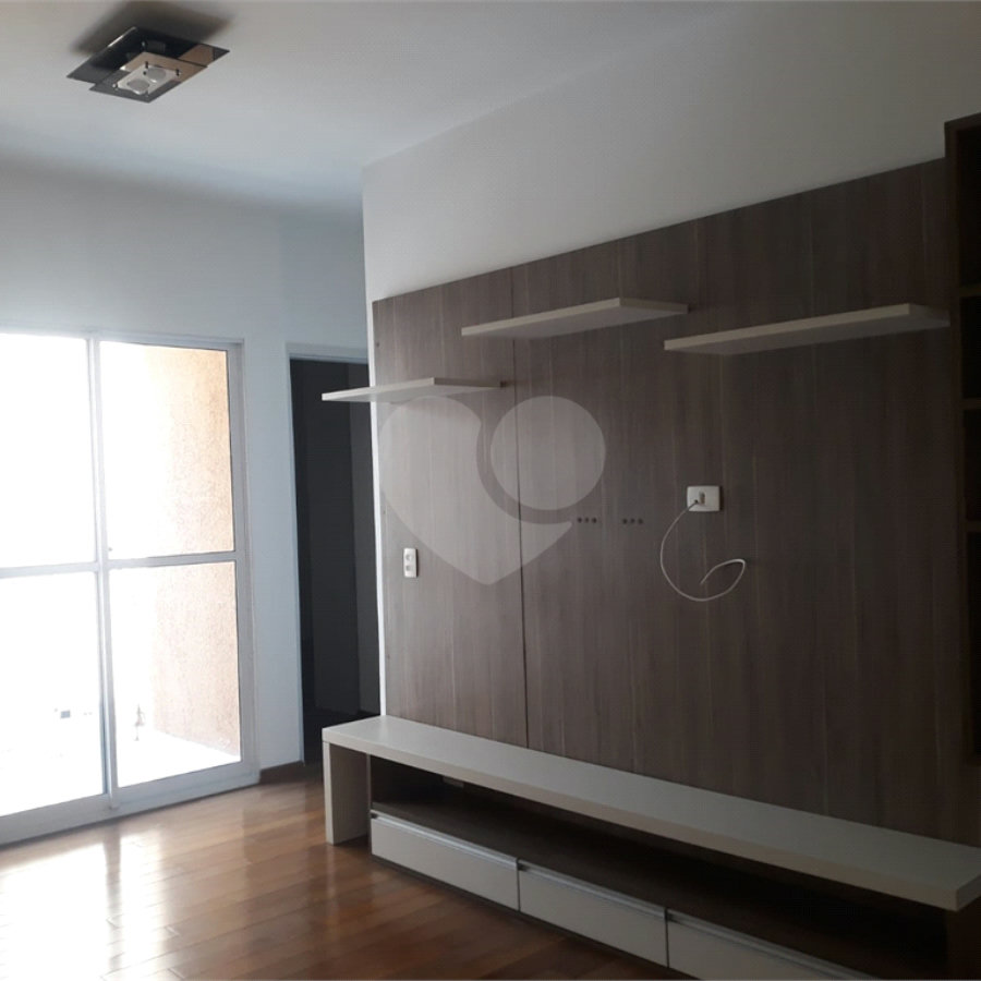 Apartamento à venda ou para alugar com 2 quartos, sendo 1 suíte, em Jardim Carambeí, São Roque, SP
