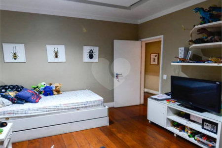 Apartamento à venda com 5 quartos, sendo 2 suítes, em Tijuca, Rio de Janeiro, RJ