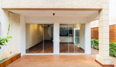 Casa à venda com 3 quartos, sendo 1 suíte, no condomínio Reserva do Visconde, São Paulo - SP