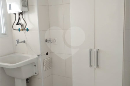 Apartamento à venda com 3 quartos, sendo 1 suíte,  em Vila Suissa, Mogi das Cruzes, SP