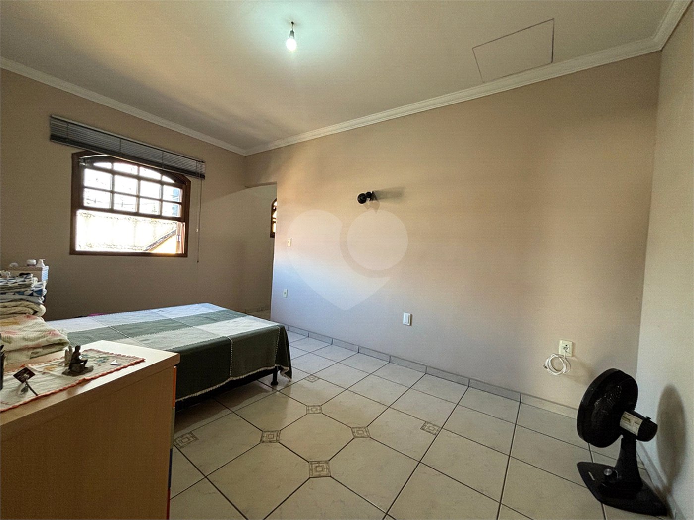 Casa à venda com 3 quartos, sendo 1 suíte, em Vila Galvão, Guarulhos, SP