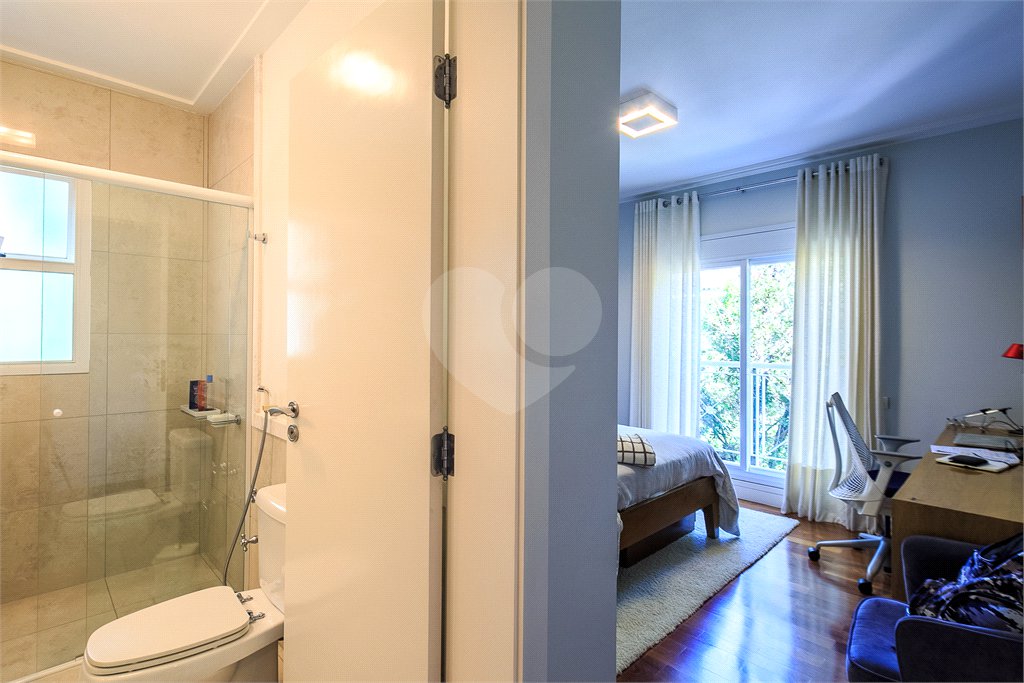 Casa à venda com 4 suítes no condomínio L`exclusive, São Paulo - SP