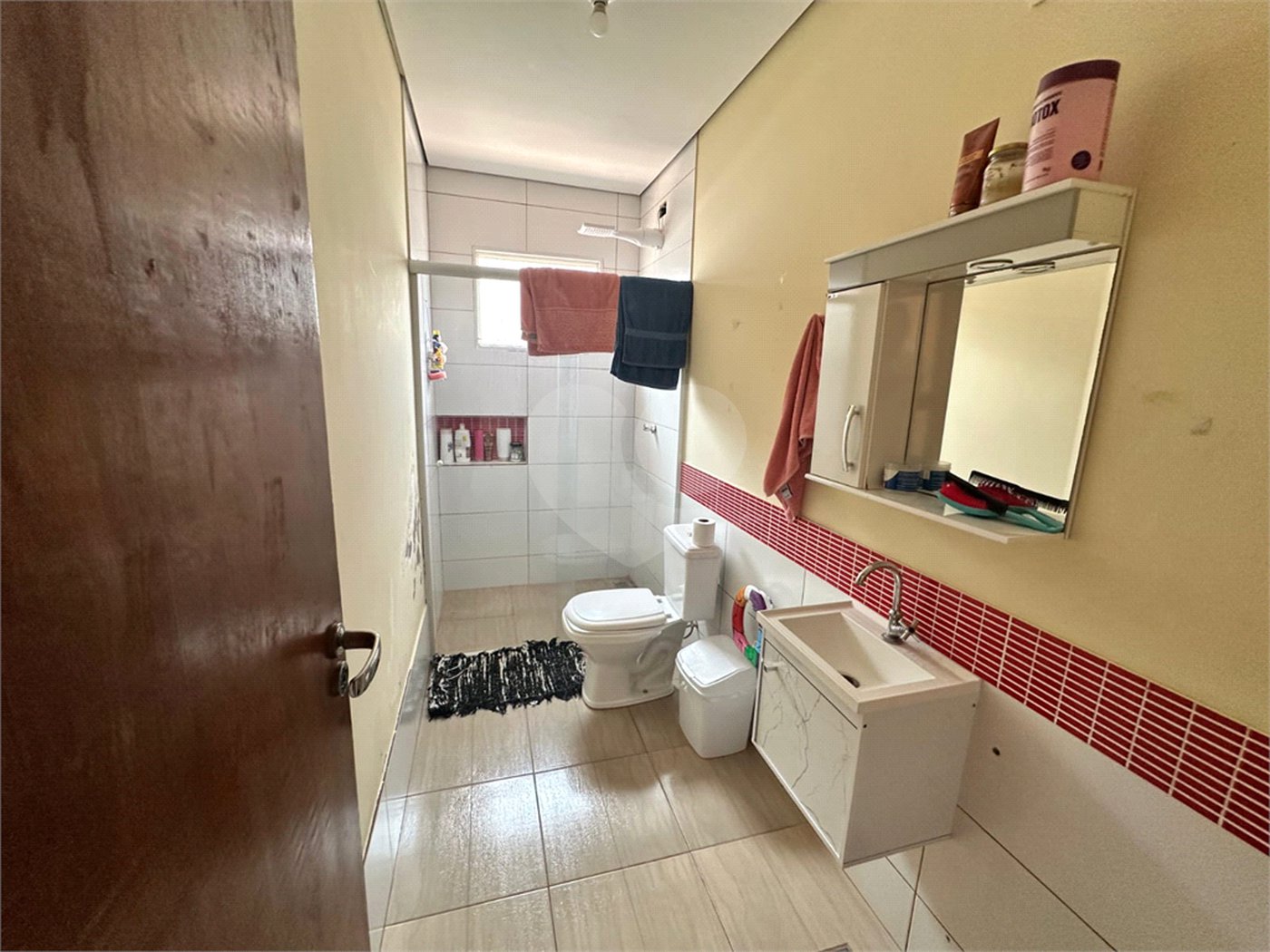 Casa à venda com 3 quartos, sendo 1 suíte, em Nova Cerejeira, Atibaia, SP