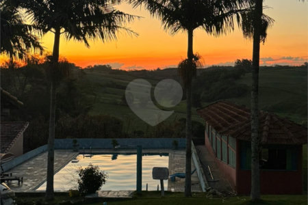 Sítio à venda com 6 quartos, sendo 5 suítes, em Área Rural de Itapetininga, Itapetininga, SP