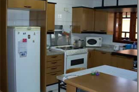 Casa à venda com 3 suítes no condomínio Village Visconde de Itamaracá, Valinhos - SP