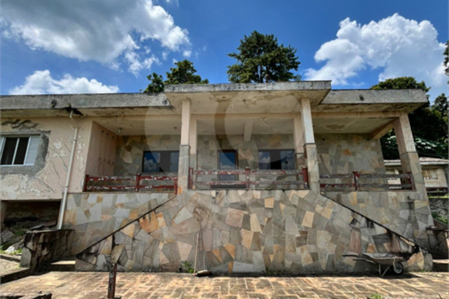 Casa à venda com 5 quartos em Luiz Fagundes, Mairiporã, SP