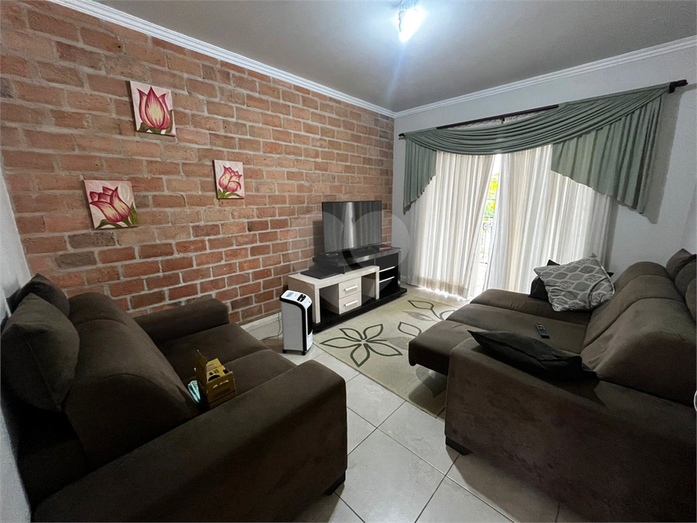 Casa à venda com 4 quartos, sendo 2 suítes,  em Vila Barth, Itapetininga, SP