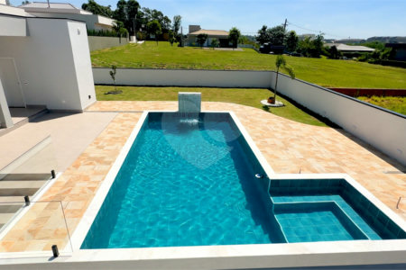 Casa à venda com 5 suítes no condomínio Terras de Mont Serrat, Salto - SP
