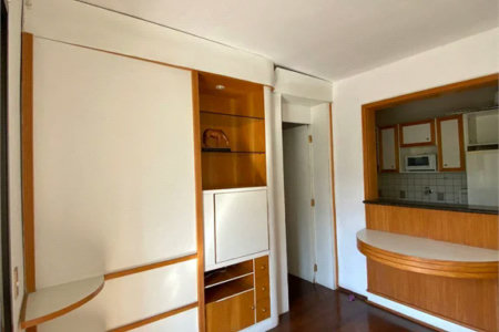 Apartamento à venda com 1 quarto em Vila Suzana, São Paulo, SP