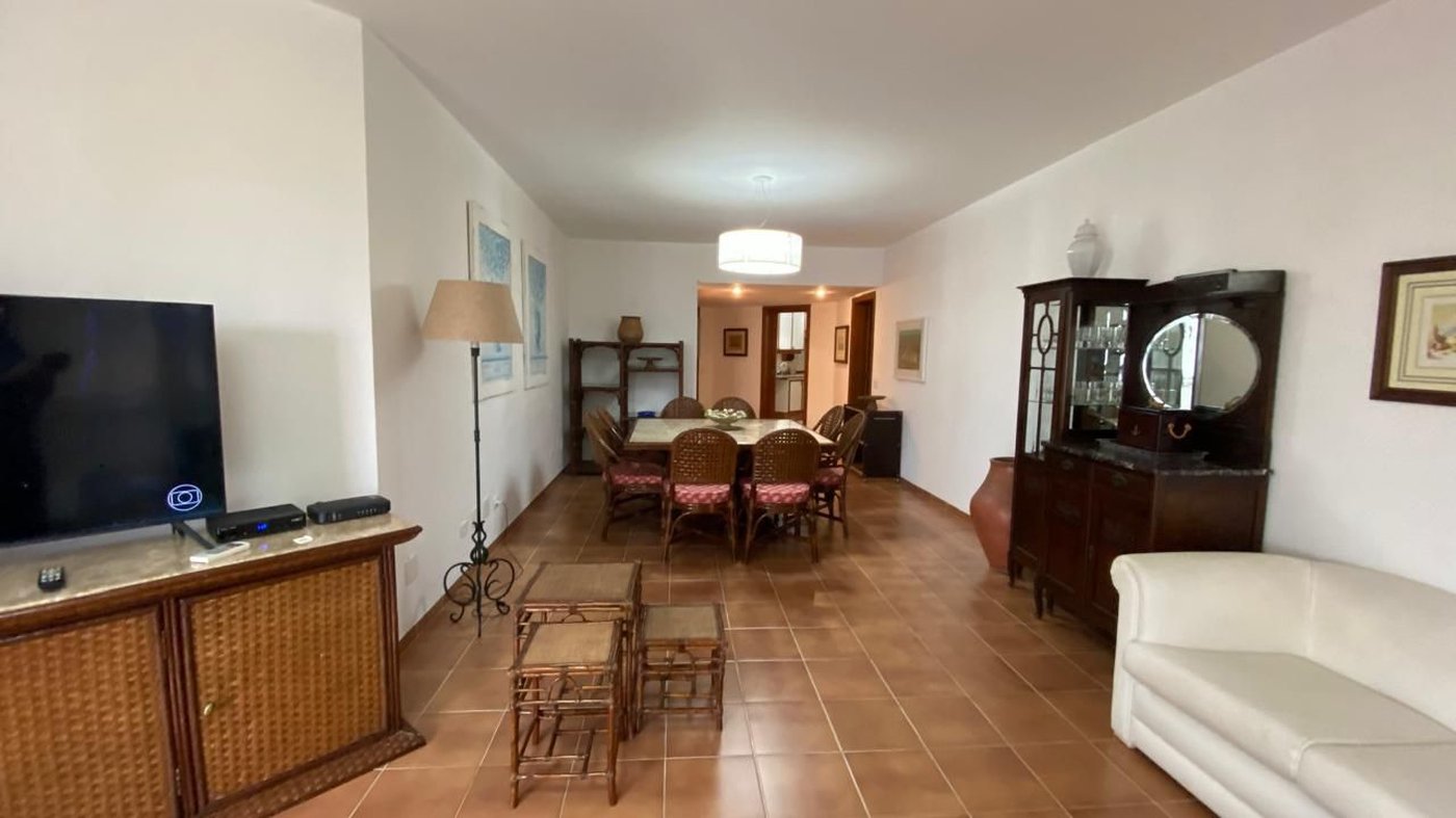 Apartamento com 3 dormitórios à venda, 170 m² por R$ 1.430.000,00 - Pitangueiras - Guarujá/SP