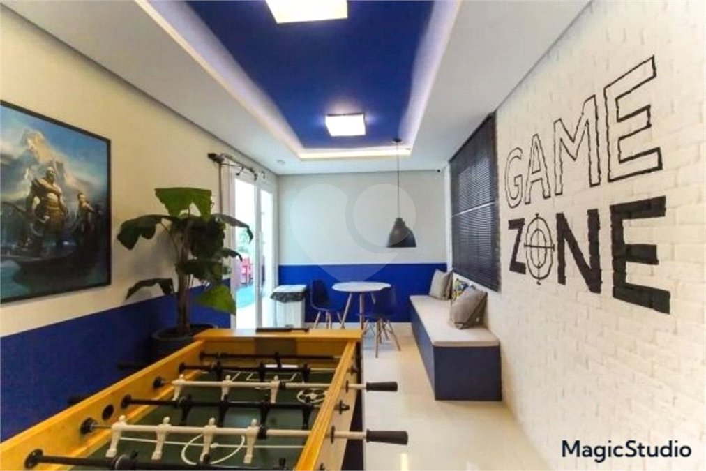 Apartamento à venda com 2 quartos em Vila Carmosina, São Paulo, SP