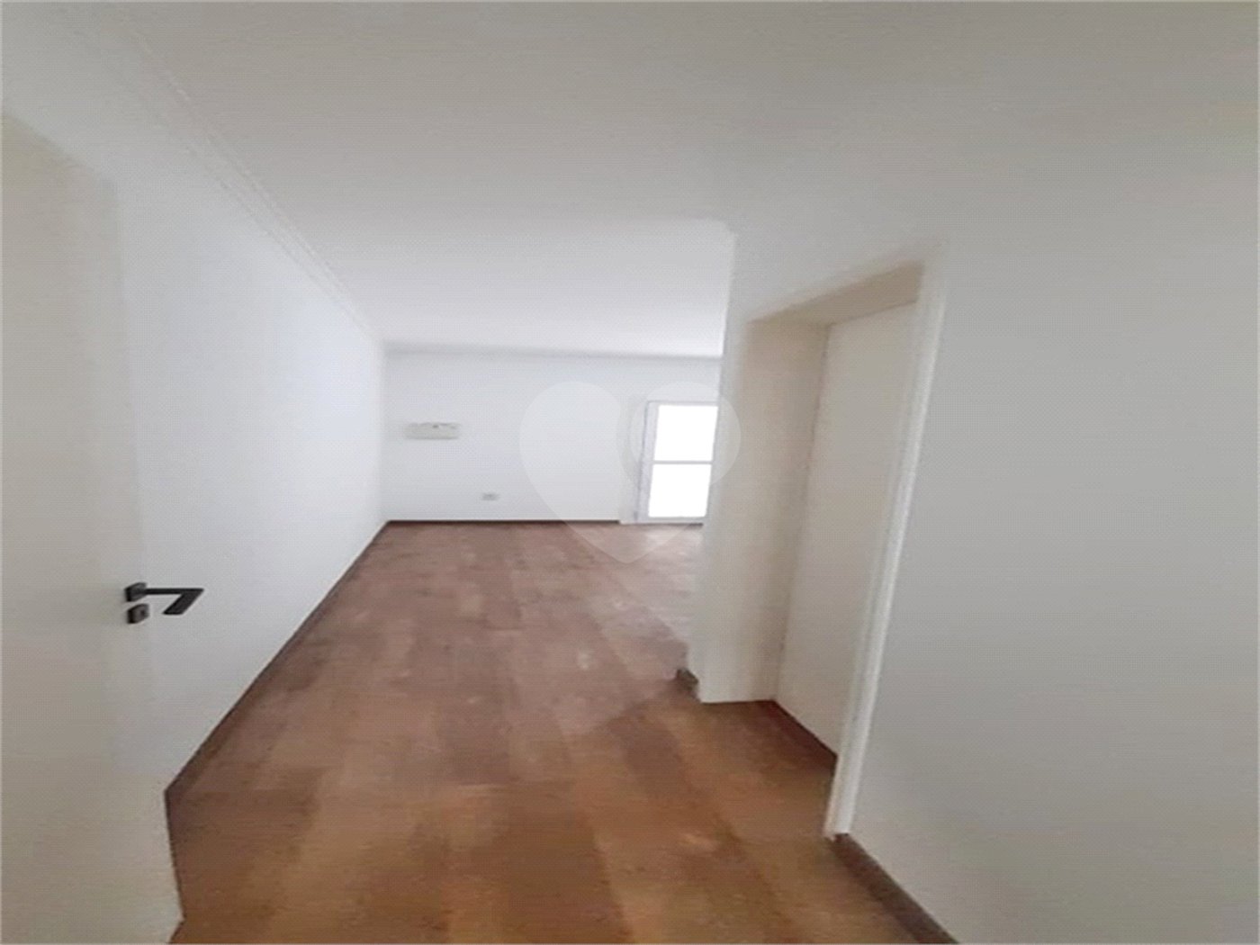 Sobrado à venda com 4 quartos, sendo 3 suítes, em Vila Maria Alta, São Paulo, SP
