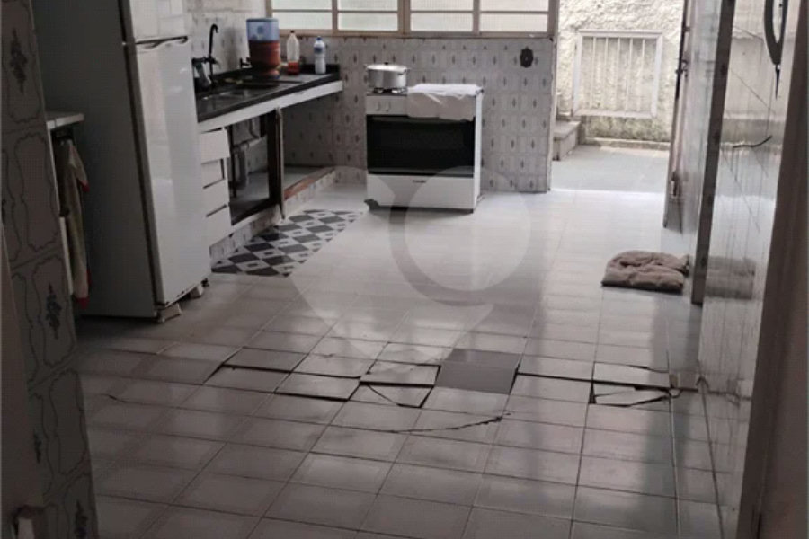 Sobrado à venda com 3 quartos, sendo 1 suíte, em Jardim São Bento, São Paulo, SP