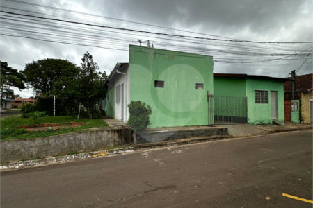 Casa à venda com 10 quartos no Centro, Ponta Porã, MS