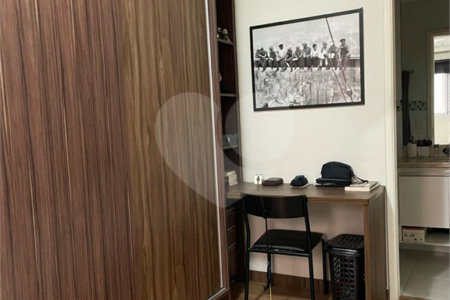 Casa à venda com 3 suítes no condomínio Tamboril, São Paulo - SP