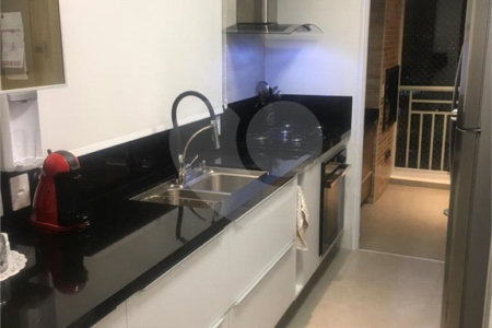 Apartamento à venda com 4 suítes em Vila Oliveira, Mogi das Cruzes, SP