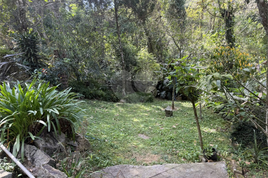 Casa à venda com 4 quartos no condomínio Parque Suiça, Caieiras - SP