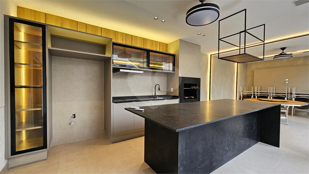 Casa à venda com 3 suítes no condomínio Golden Village., Rio de Janeiro - RJ