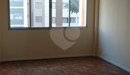 Apartamento à venda com 3 quartos, sendo 1 suíte,  em Pinheiros, São Paulo, SP