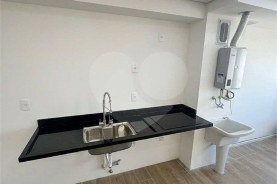 Apartamento à venda com 3 quartos, sendo 1 suíte,  em Freguesia do Ó, São Paulo, SP