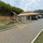 Casa à venda com 3 suítes no condomínio Figueira Garden, Atibaia - SP