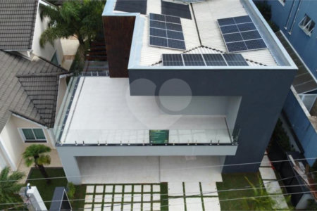 Casa à venda com 4 quartos, sendo 2 suítes, no condomínio Swiss Park, São Bernardo do Campo - SP