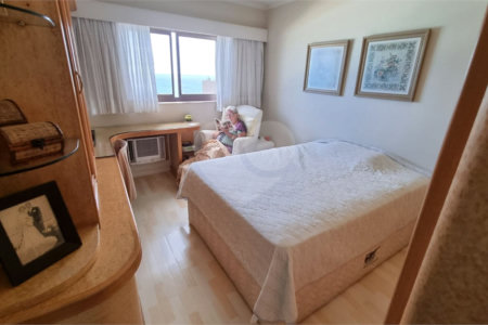 Apartamento à venda com 4 quartos, sendo 2 suítes, em Barra da Tijuca, Rio de Janeiro, RJ