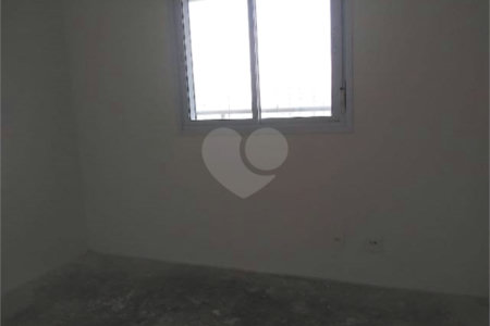 Apartamento à venda com 2 quartos, sendo 1 suíte,  em Vila Paiva, São Paulo, SP