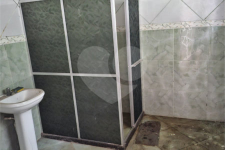 Casa à venda com 5 quartos em Santíssimo, Rio de Janeiro, RJ