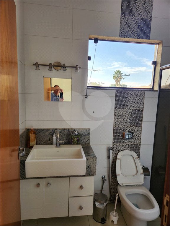 Casa à venda ou para alugar com 3 quartos, sendo 1 suíte, em Jardim Primavera, Araraquara, SP