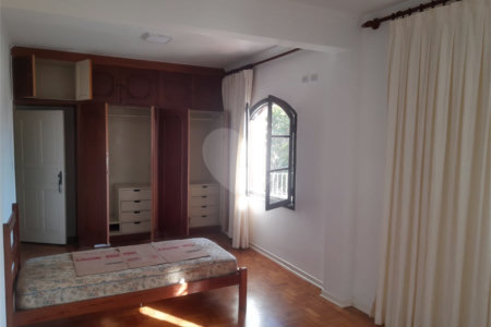 Casa à venda com 5 quartos, sendo 2 suítes, em Jardim do Colégio (zona Norte), São Paulo, SP