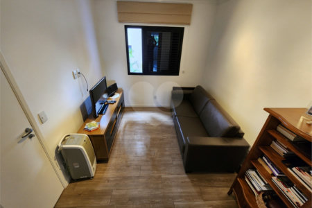 Apartamento à venda com 4 quartos, sendo 2 suítes, em Água Fria, São Paulo, SP