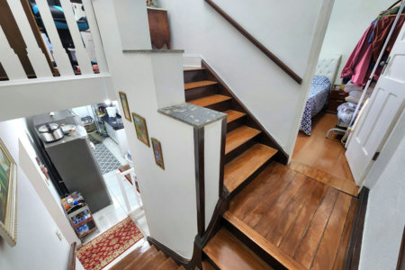 Casa próximo da praia com 3 dormitórios à venda, 128 m² por R$ 1.300.000 - Pompéia - Santos/SP