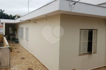 Sobrado à venda com 3 quartos, sendo 1 suíte,  em Jardim Prudência, São Paulo, SP